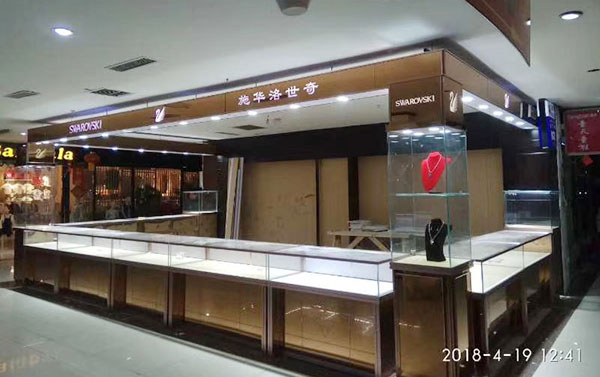 玻璃珠寶展柜,定制玻璃珠寶展示柜,珠寶柜采購(gòu),鴻鈦珠寶展柜廠家