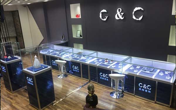 珠寶店展柜定做怎么找廠(chǎng)家?