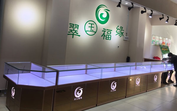 商場(chǎng)珠寶店展柜設(shè)計(jì)常識(shí)，不懂就得看